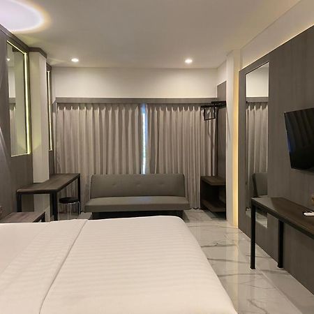 Panfila Hotel Kuta  Exteriör bild