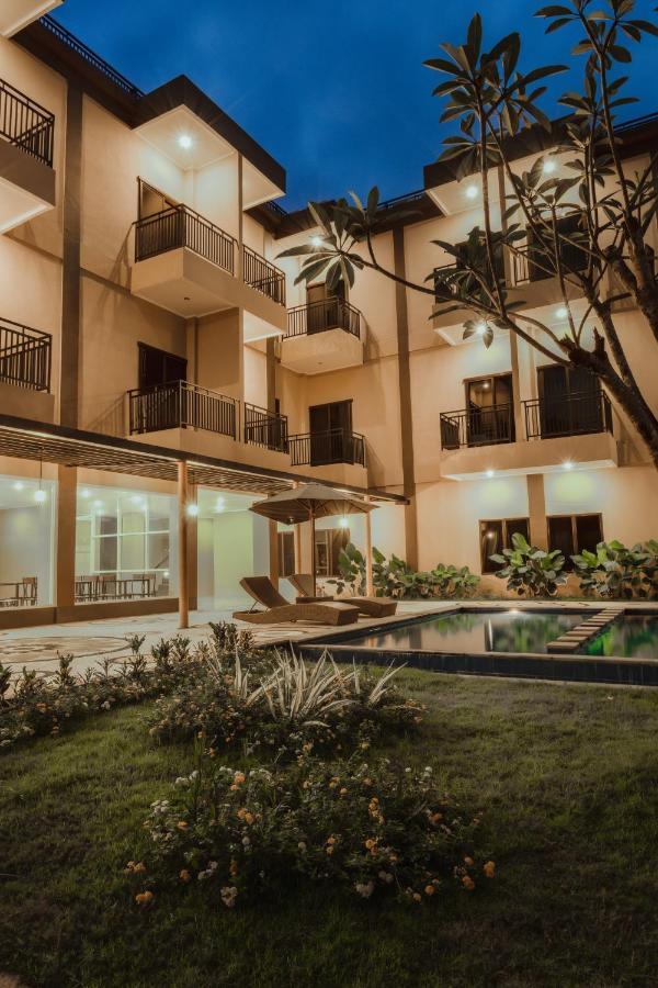 Panfila Hotel Kuta  Exteriör bild